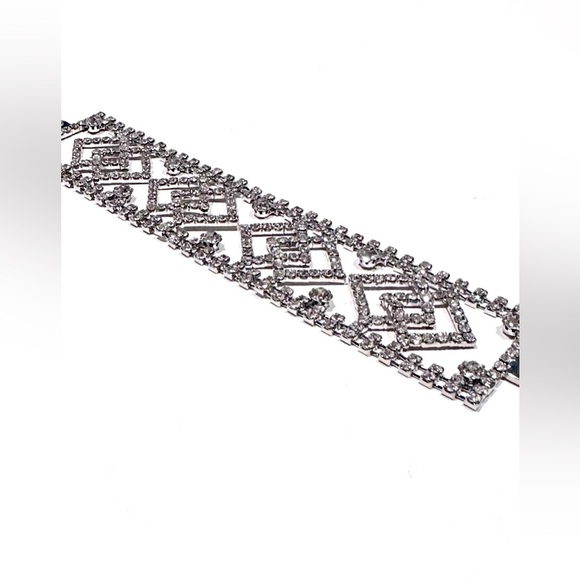 🌟 LAST ONE! 🌟 | CACHE Fancy Silver Wide CZ Delicate Party Bracelet | NWT $78 - Picture 8 of 16